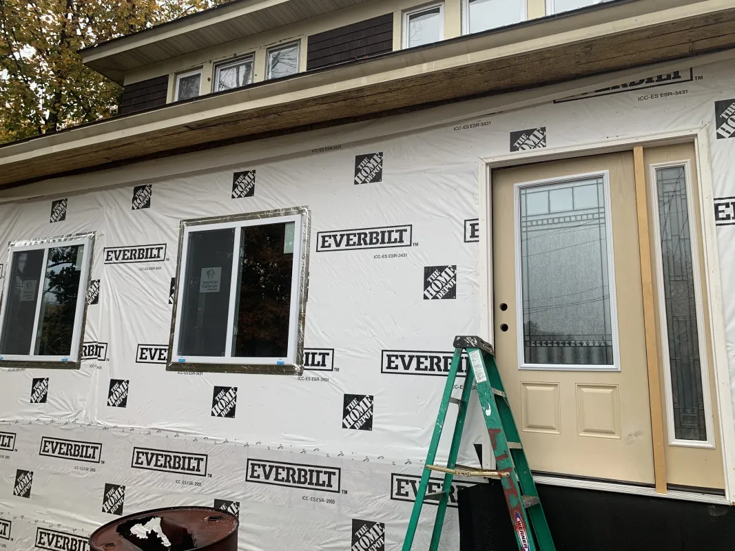 house-construction-siding-windows-after.webp