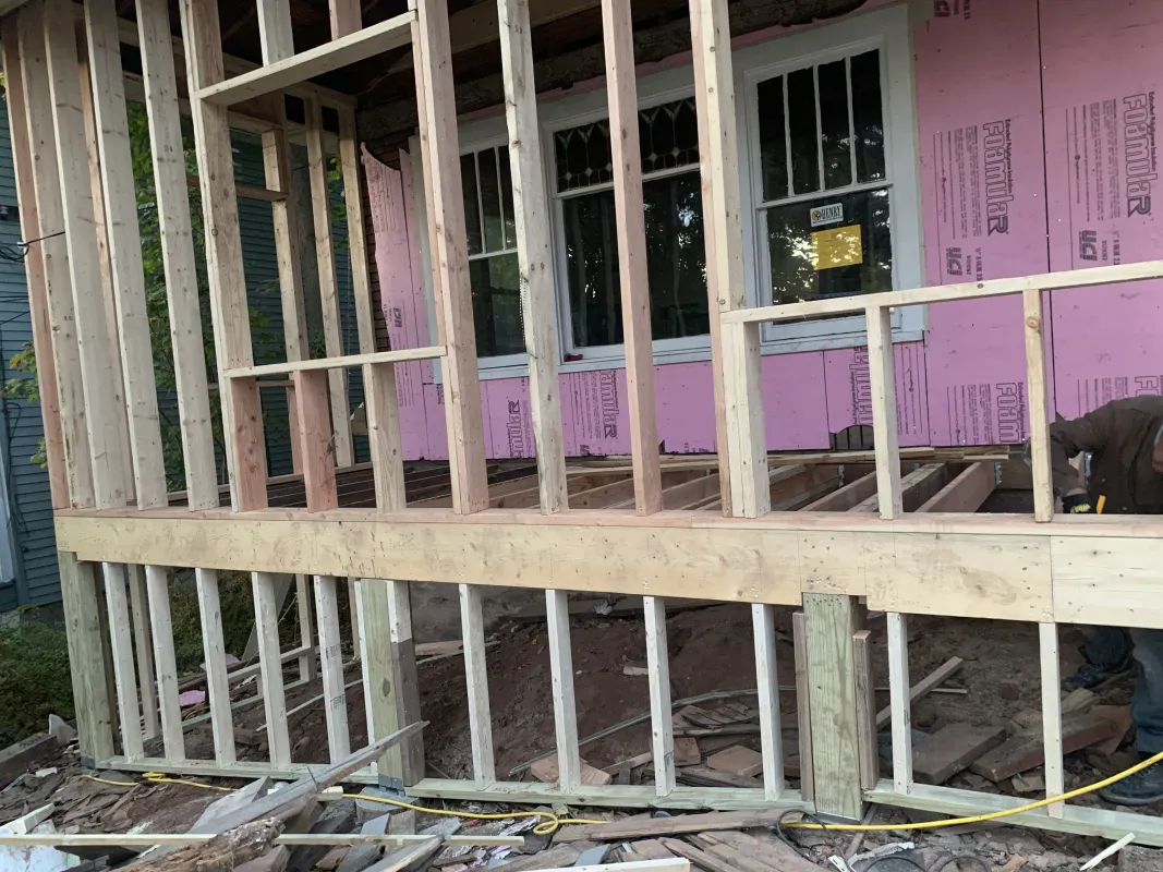 house-construction-siding-windows-before.webp