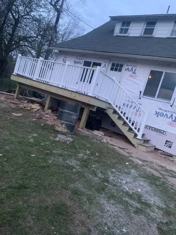 new-deck-railing-residential-home-before.webp